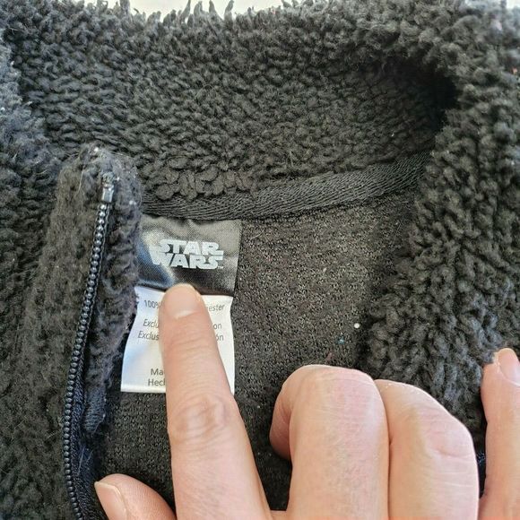 Star Wars Sith Lord Darth Vader Sherpa 1/4 Zip 3-5 - Picture 3 of 4